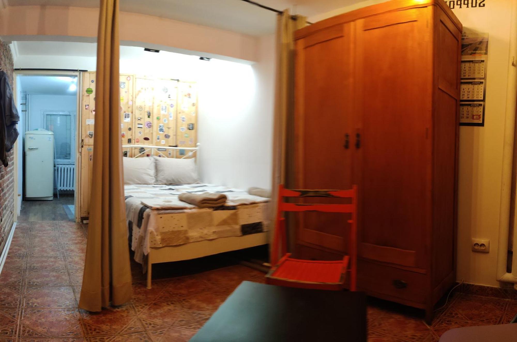 Interhost Guest Rooms And Apartments Софія Екстер'єр фото