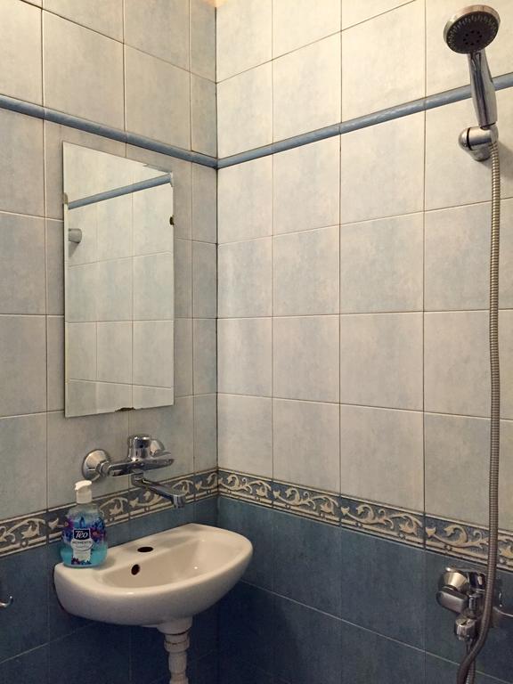 Interhost Guest Rooms And Apartments Софія Екстер'єр фото
