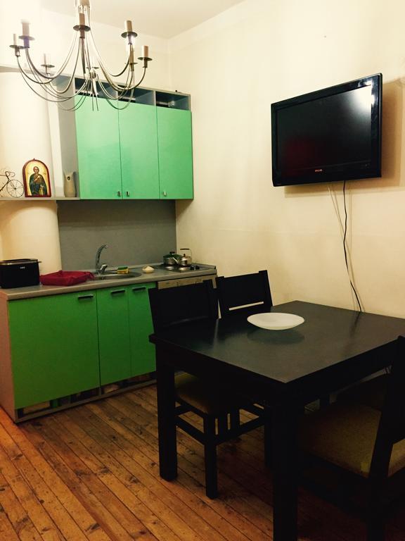 Interhost Guest Rooms And Apartments Софія Екстер'єр фото
